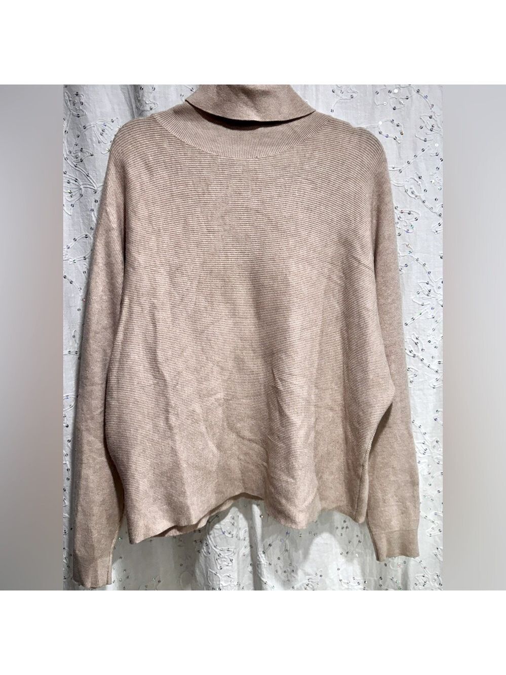 Milano Batwing Sleeve Cowl Neck Sweater | Size Large